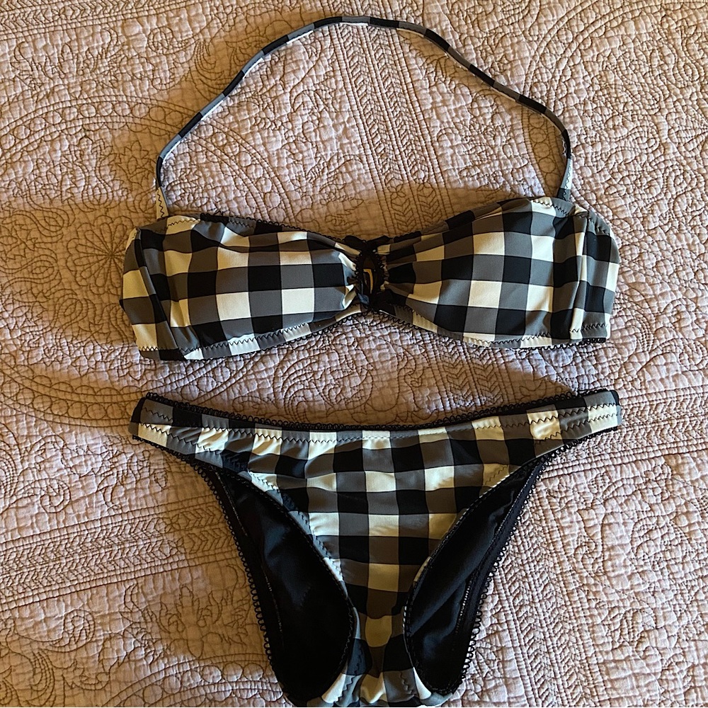 Betsey Johnson plaid checkerboard black & white bikini with bow details